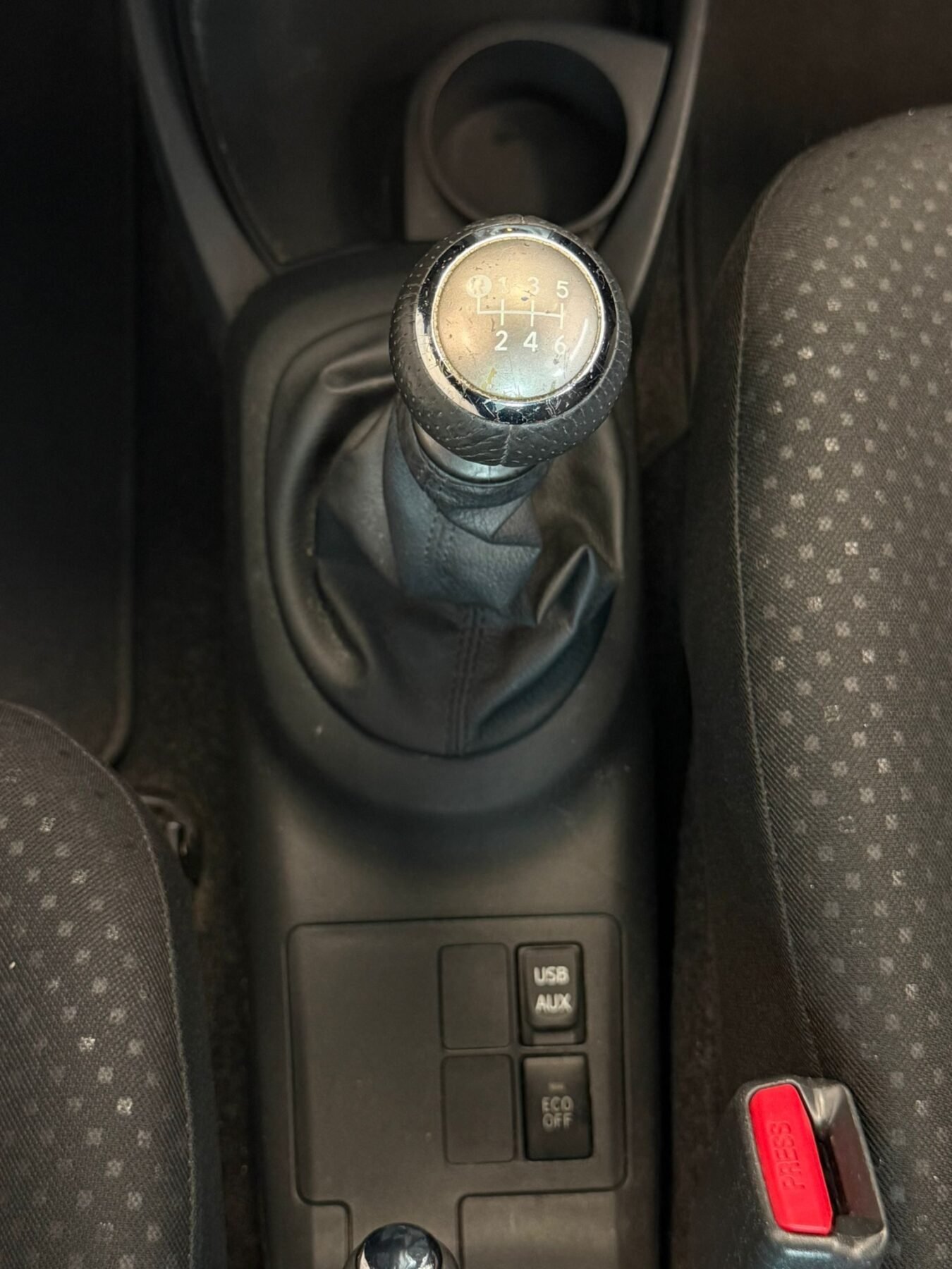 TOYOTA YARIS 1.33 VVT-i