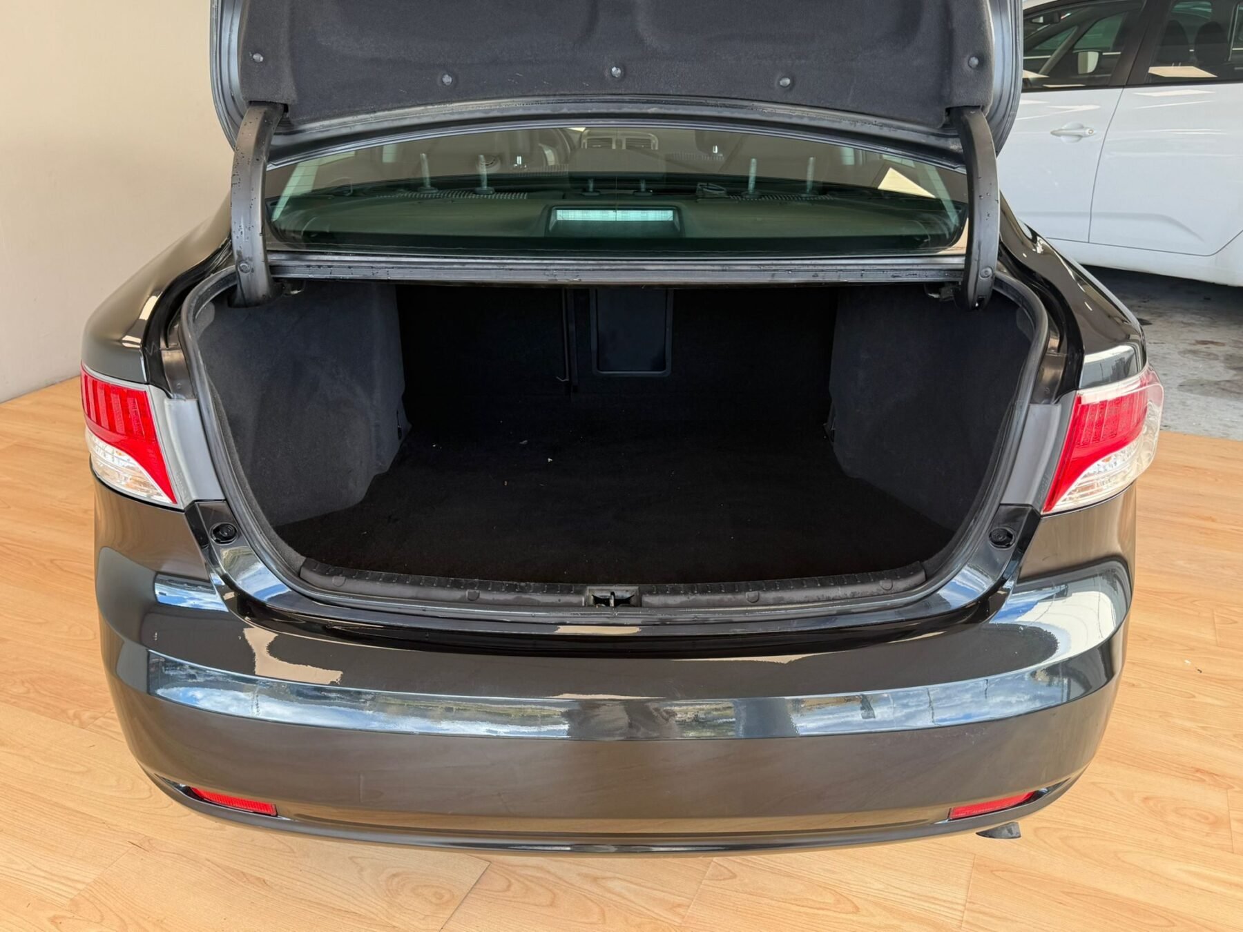 TOYOTA AVENSIS 2.0D4-D