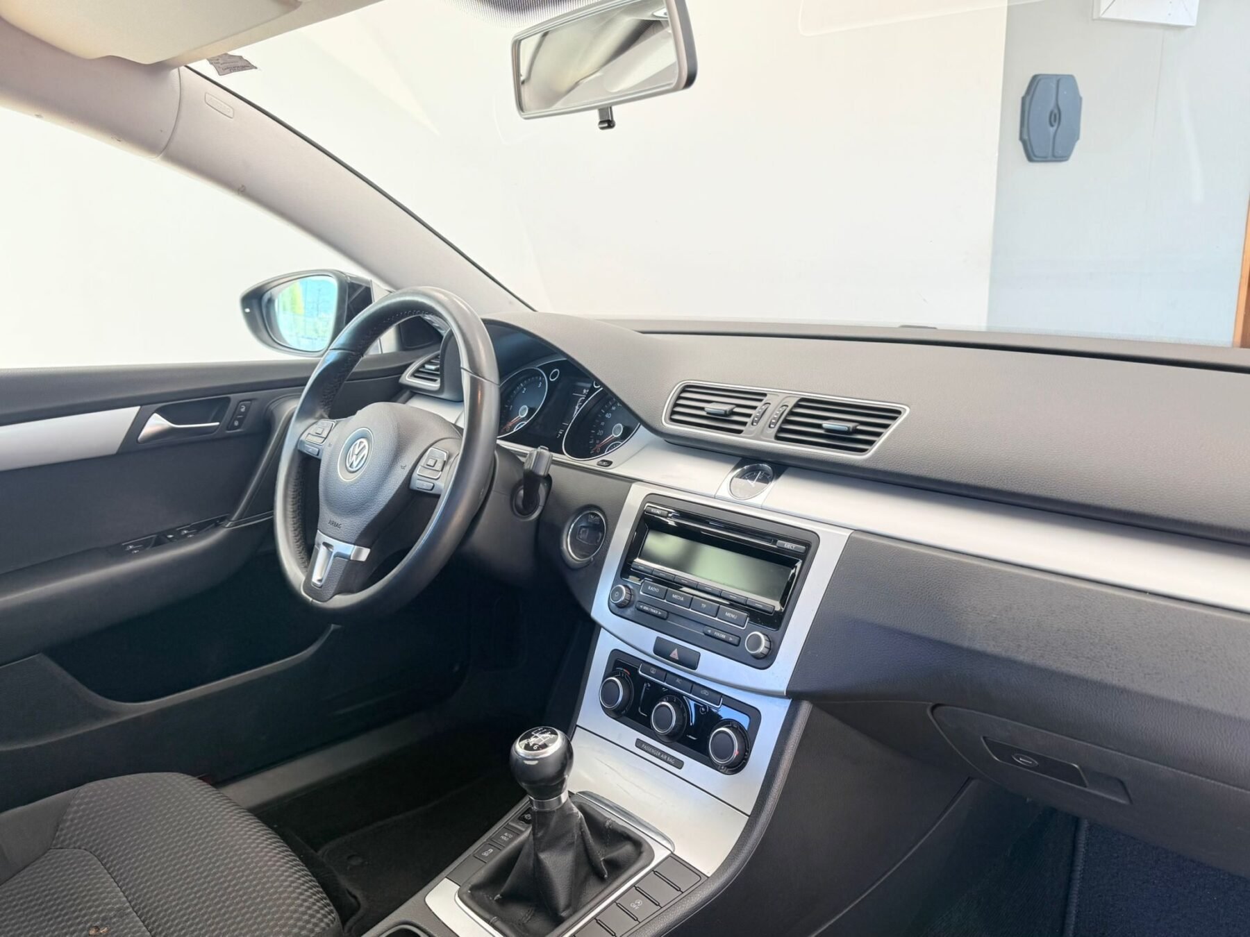 VOLKSWAGEN PASSAT 1.6TDi