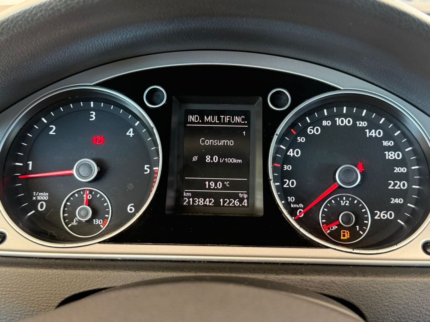 VOLKSWAGEN PASSAT 1.6TDi