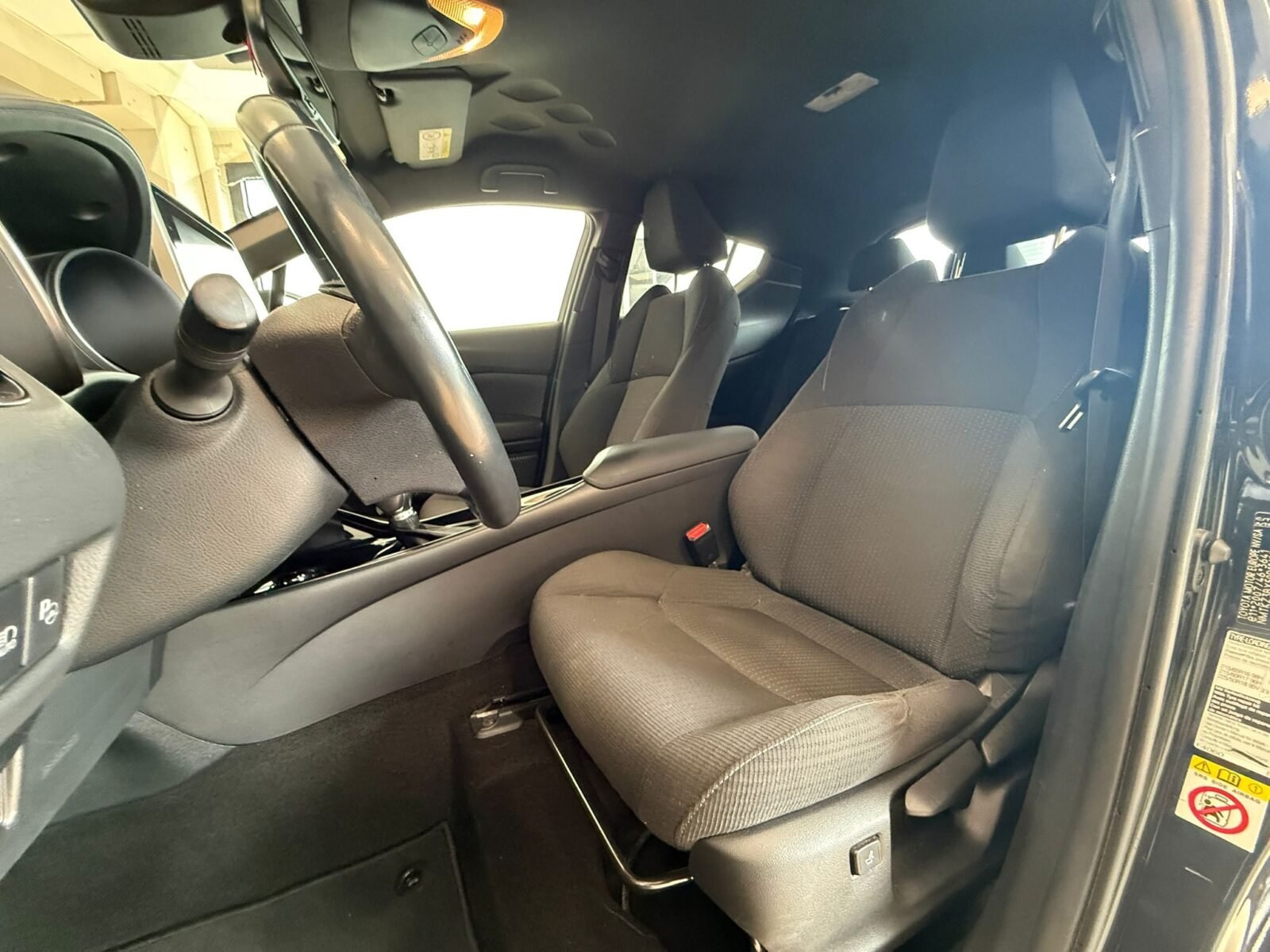 TOYOTA C-HR 1.8i Hibrido