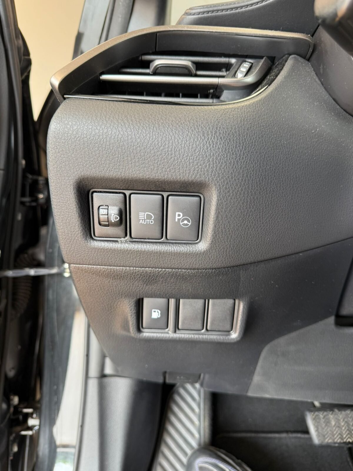 TOYOTA C-HR 1.8i Hibrido