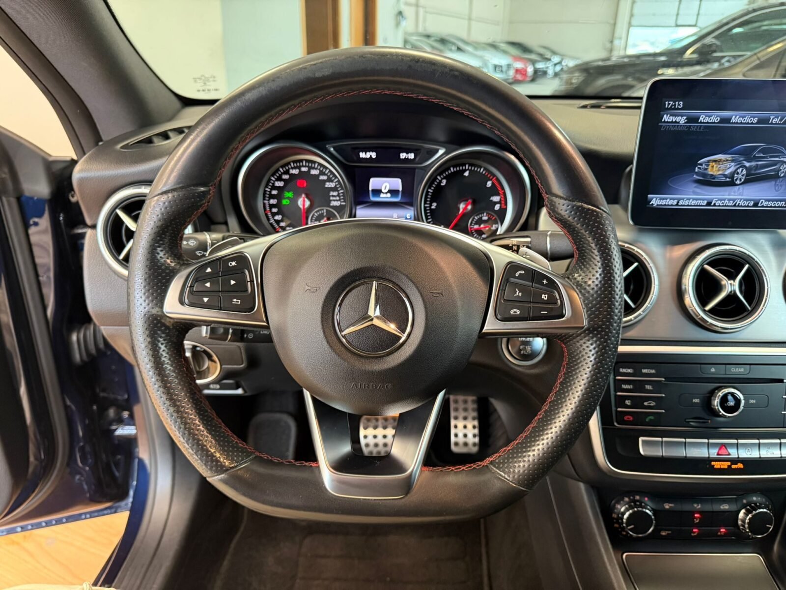 MERCEDES-BENZ CLA 200D