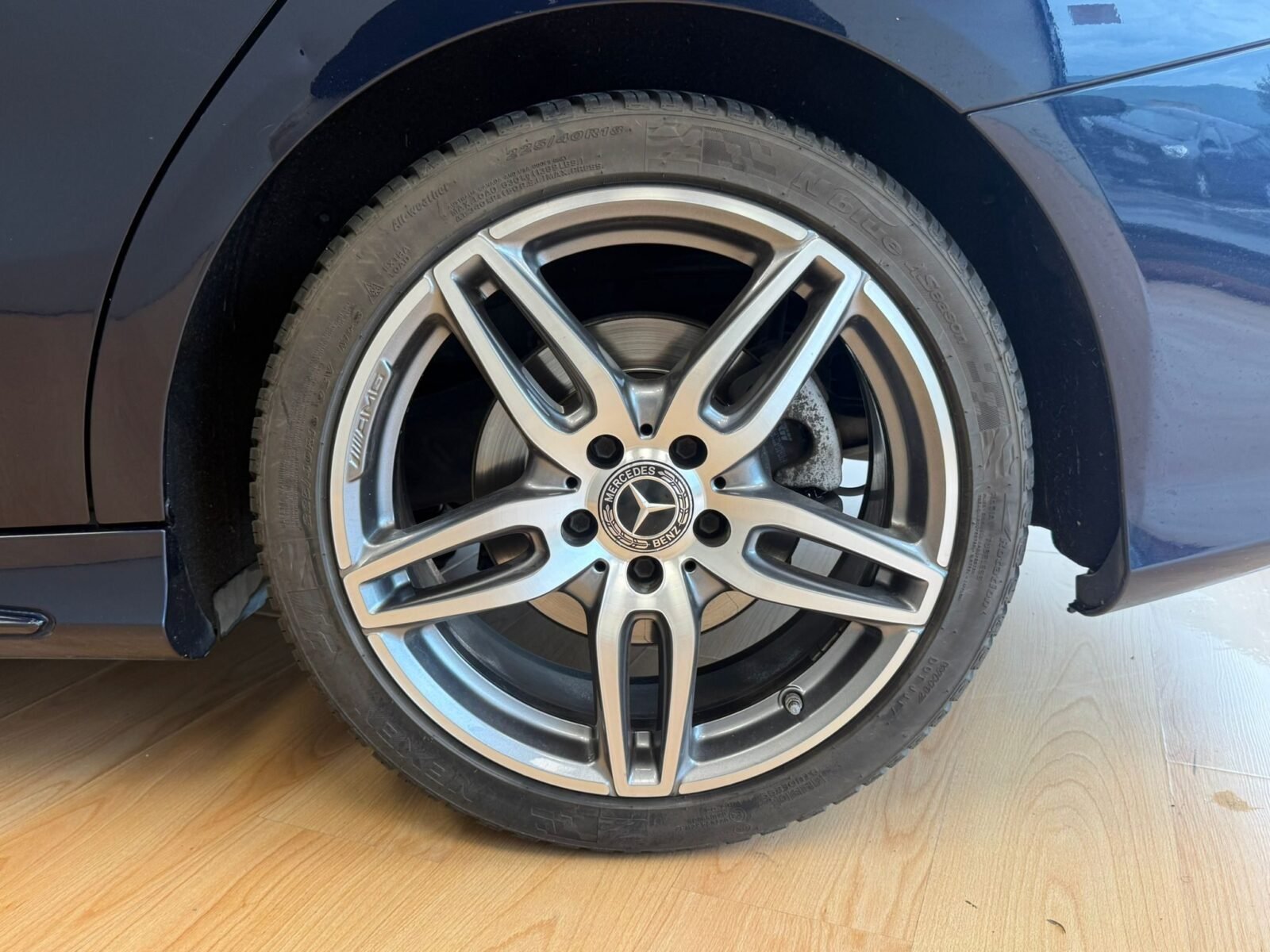 MERCEDES-BENZ CLA 200D