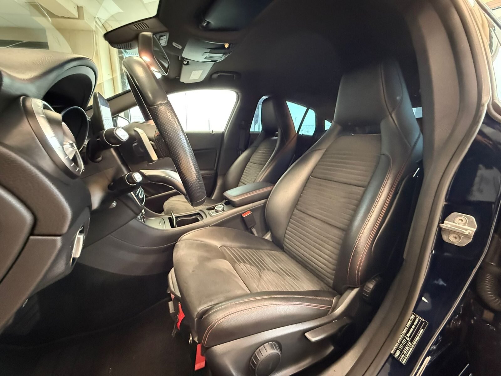 MERCEDES-BENZ CLA 200D