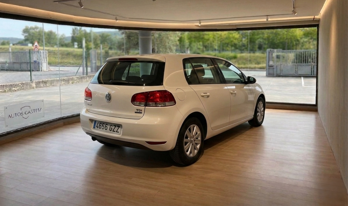 VOLKSWAGEN GOLF 1.6TDi
