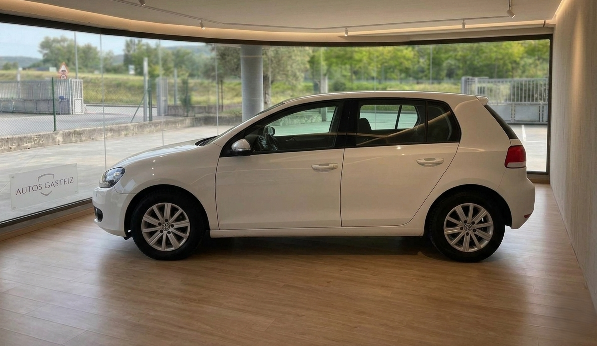 VOLKSWAGEN GOLF 1.6TDi
