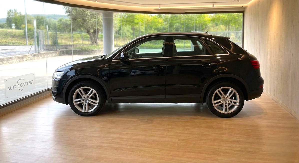 AUDI Q3 2.0 TDI