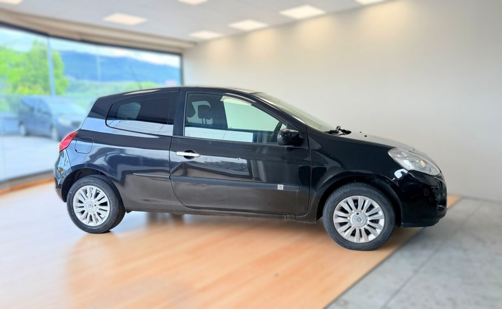 RENAULT CLIO 1.5DCi