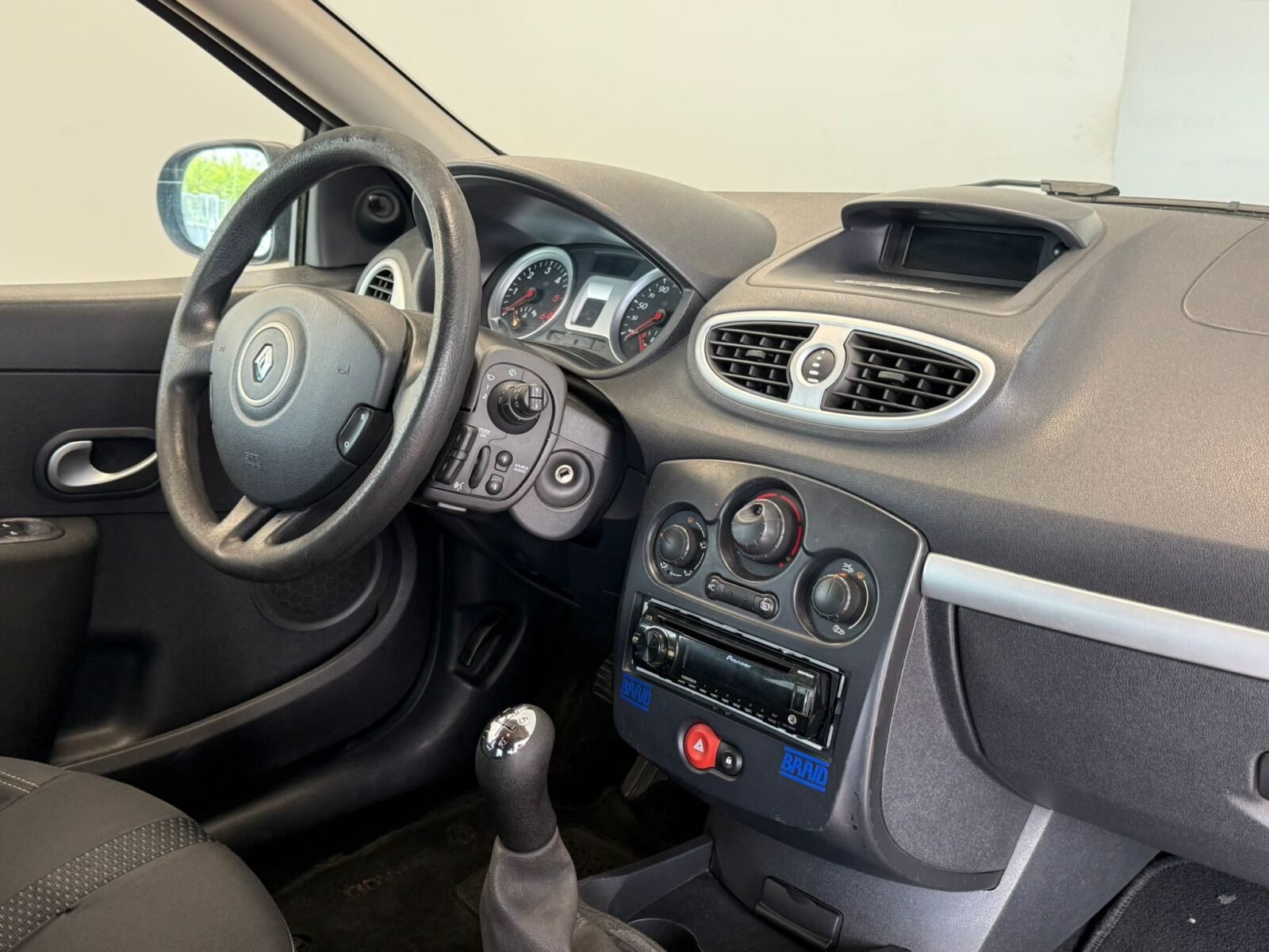 RENAULT CLIO 1.5DCi
