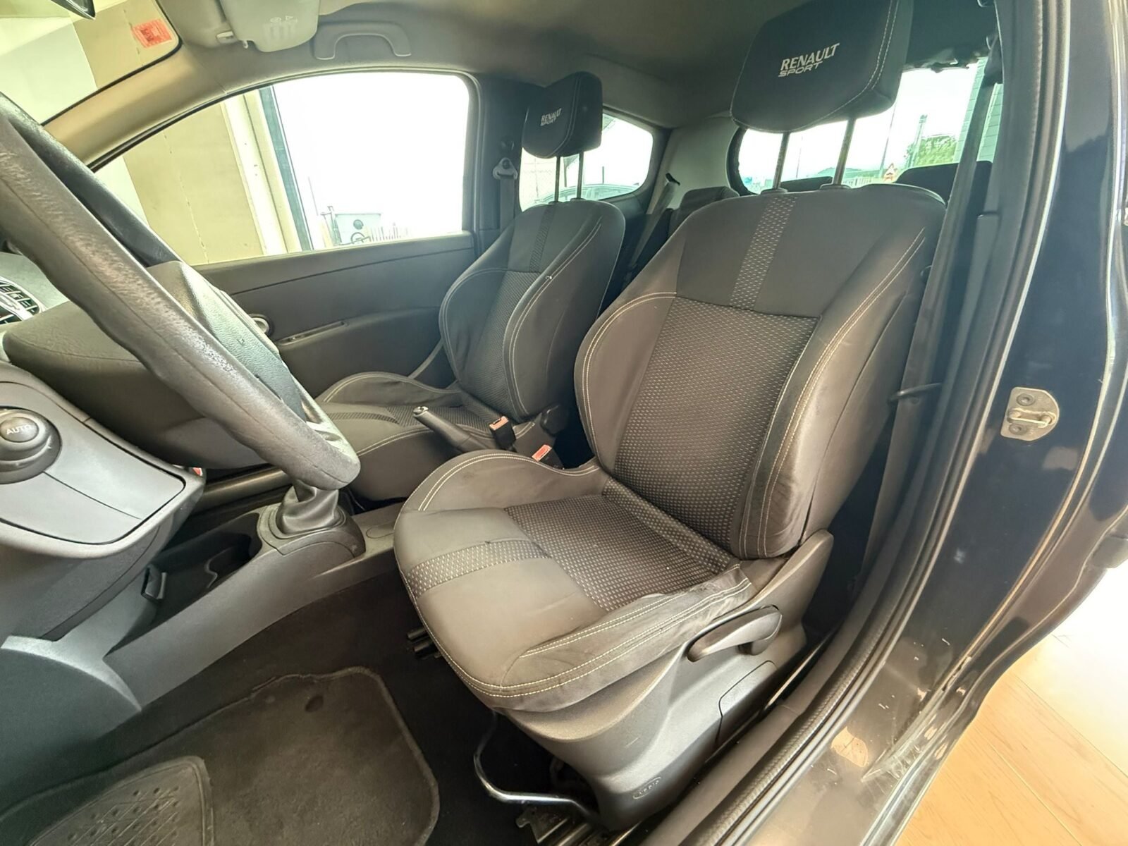 RENAULT CLIO 1.5DCi