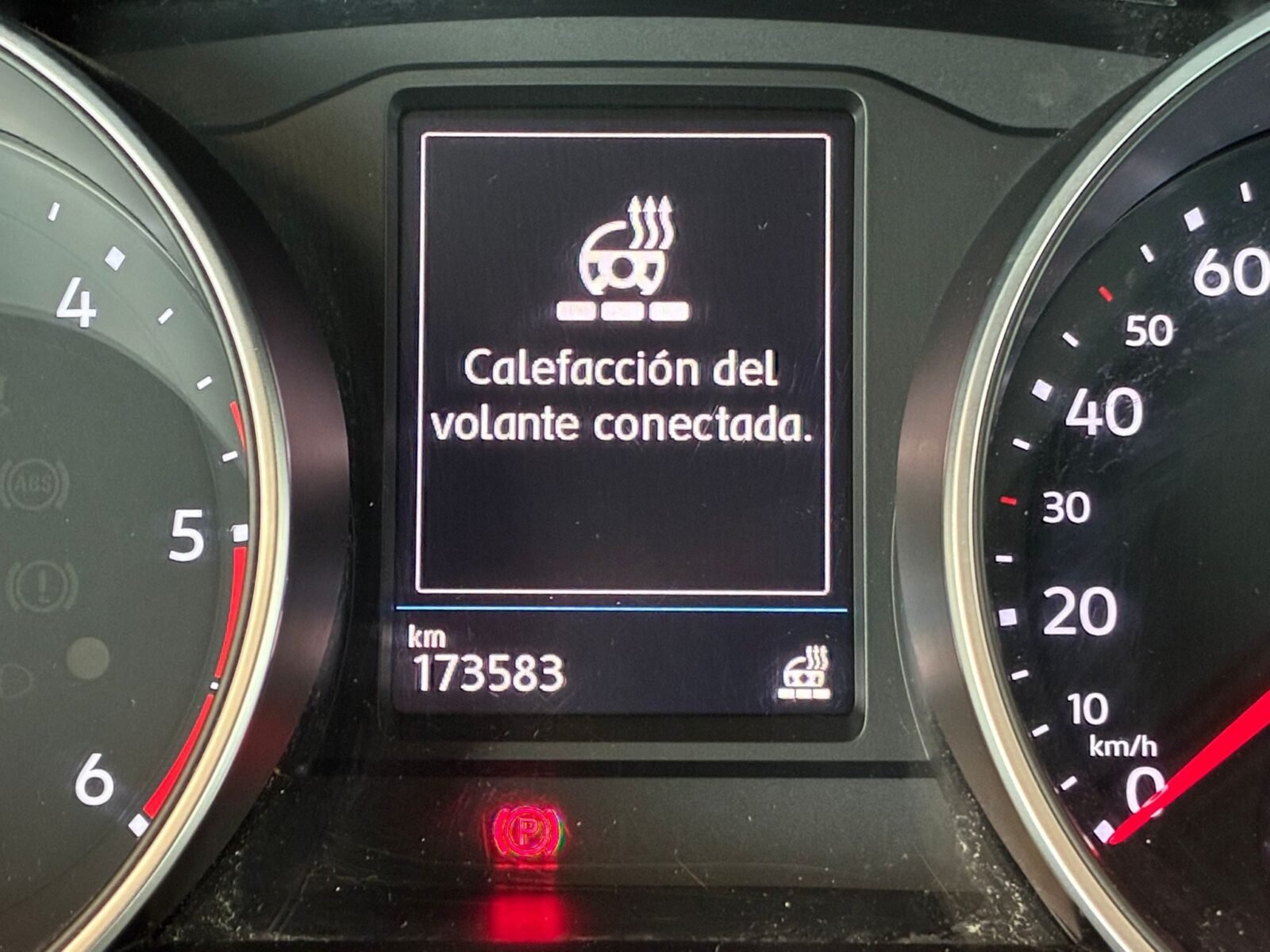 VOLKSWAGEN TIGUAN 2.0 TDI