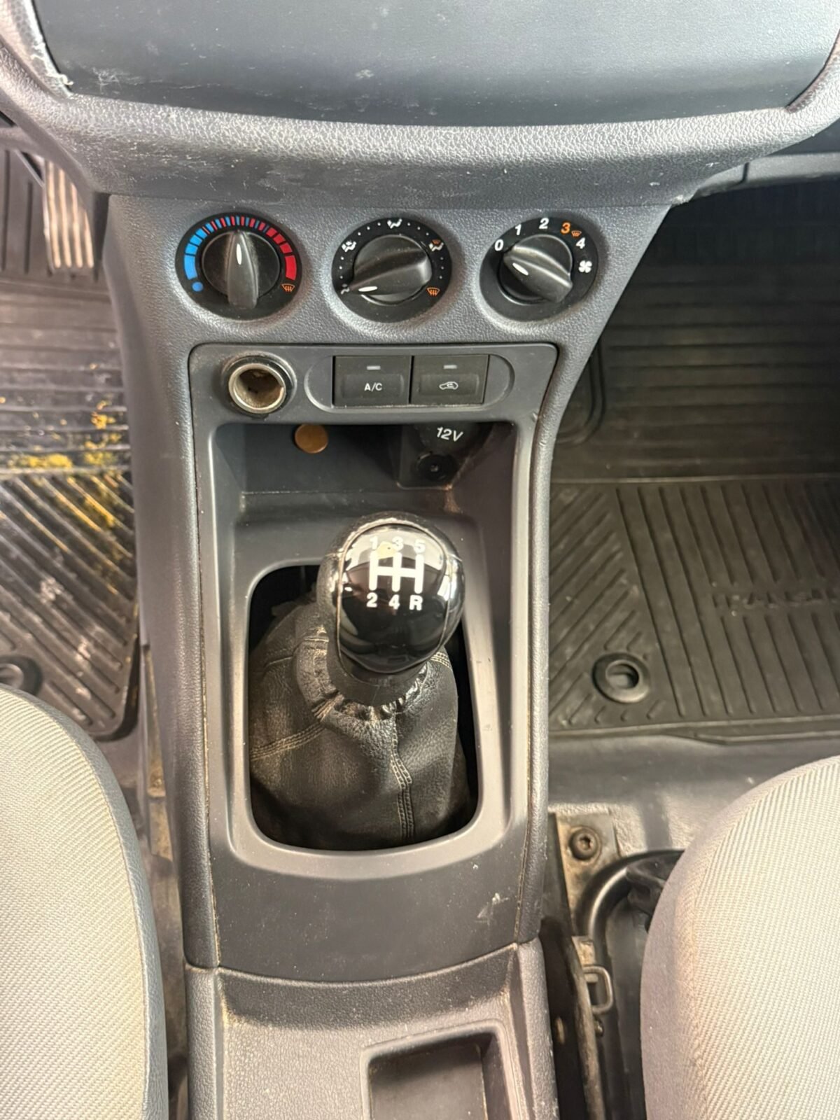 FORD TRANSIT CONNECT 1.8TDCi