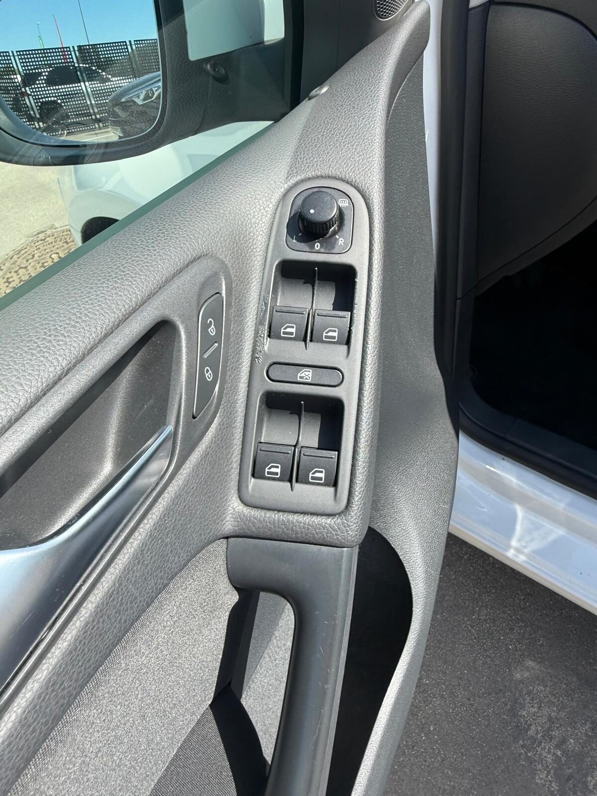 VOLKSWAGEN GOLF 1.6TDi