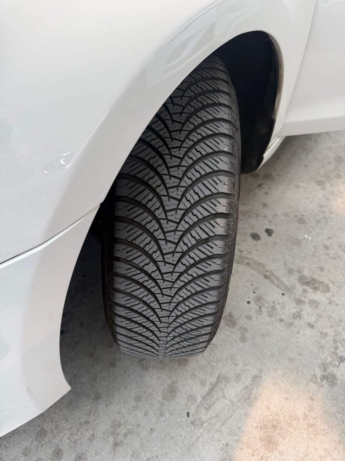 VOLKSWAGEN GOLF 1.6TDi