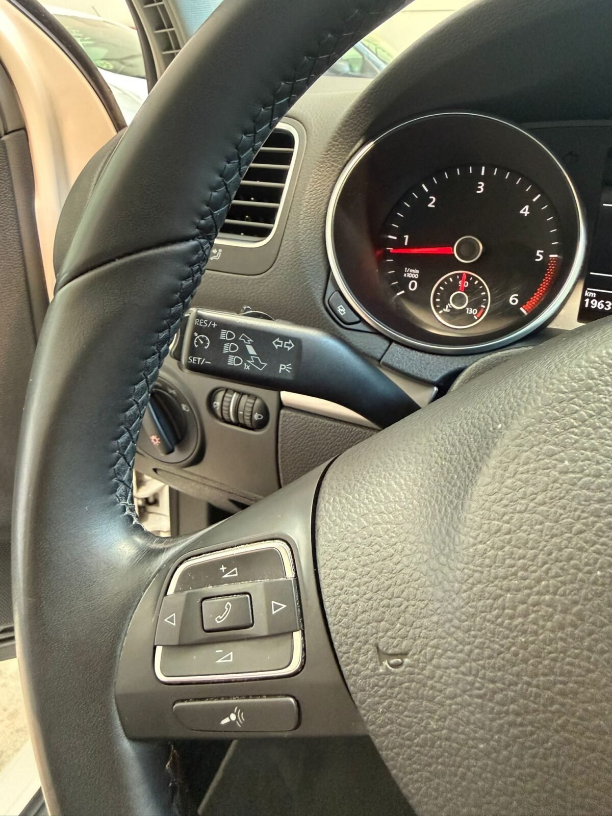VOLKSWAGEN GOLF 1.6TDi