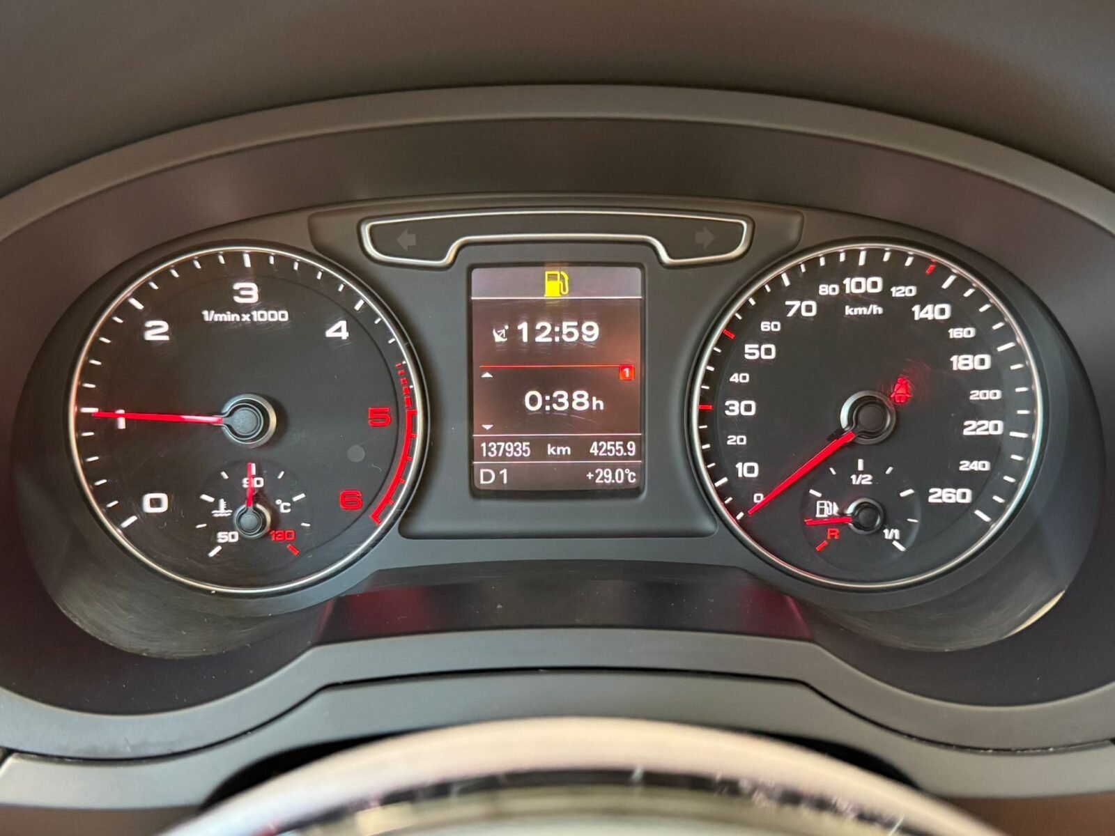 AUDI Q3 2.0 TDI