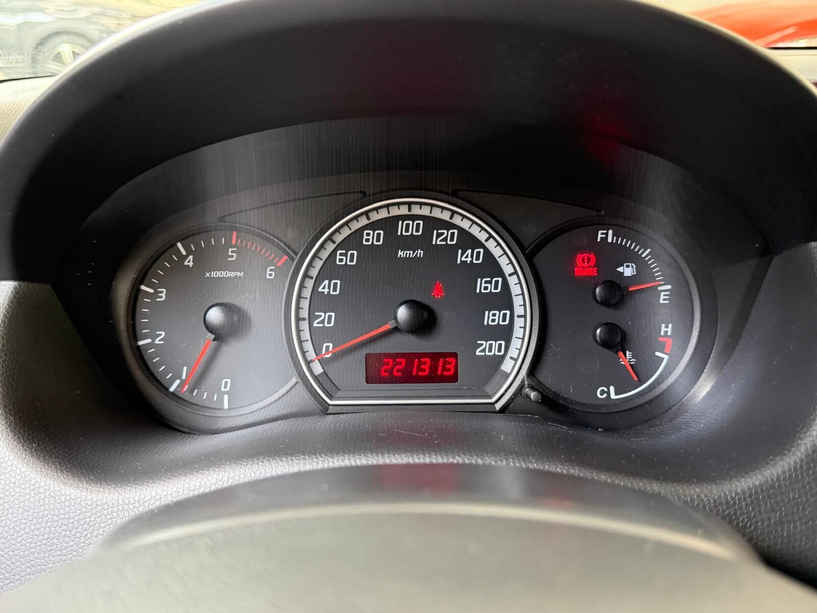 SUZUKI SWIFT 1.3DDiS