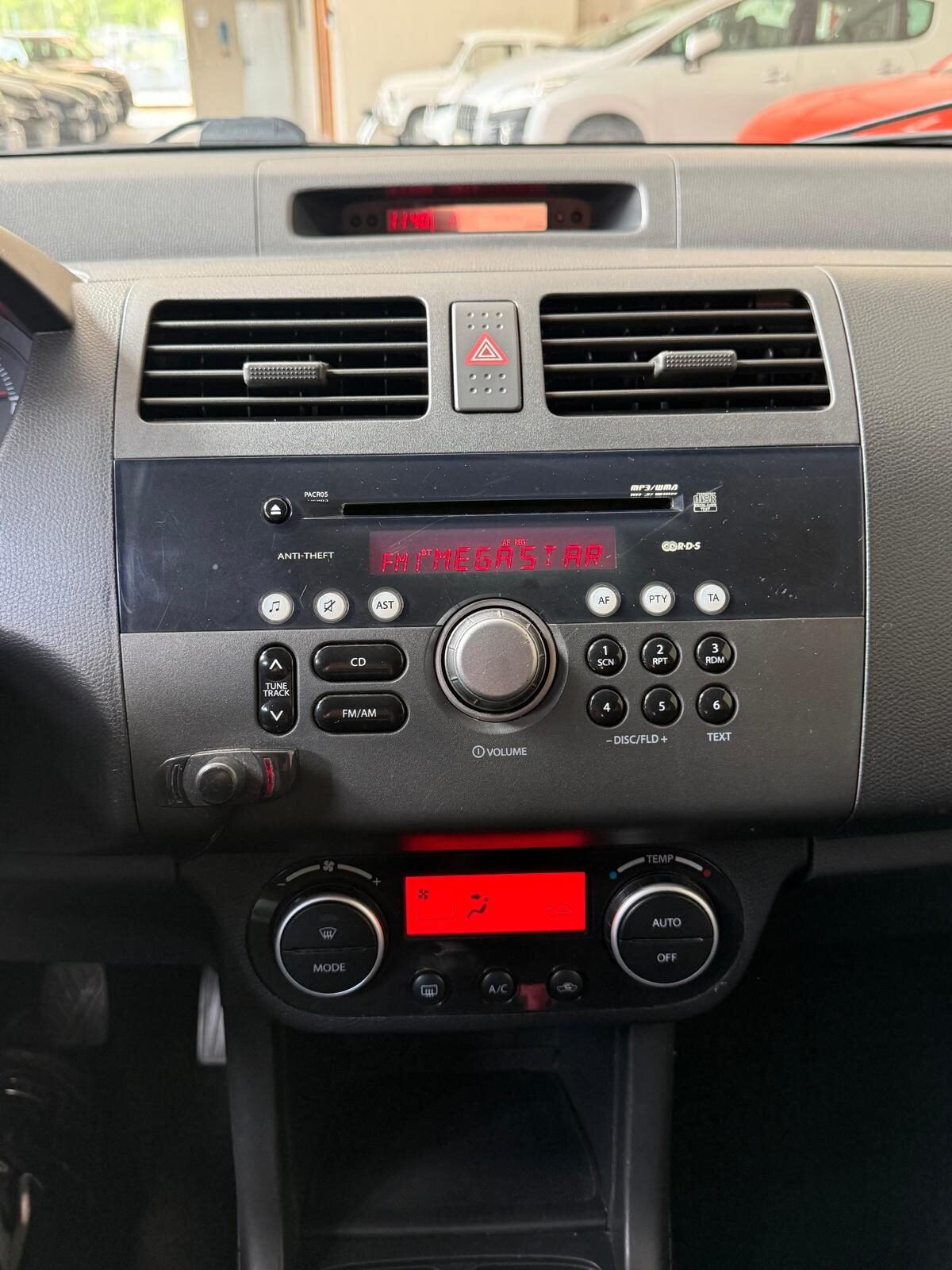 SUZUKI SWIFT 1.3DDiS
