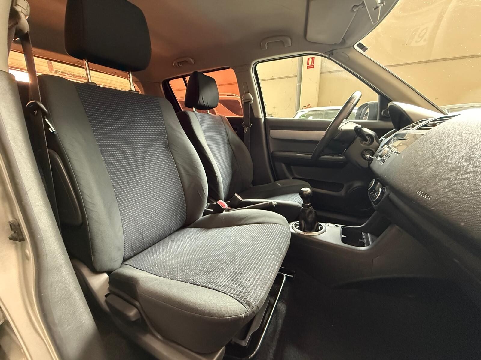 SUZUKI SWIFT 1.3DDiS