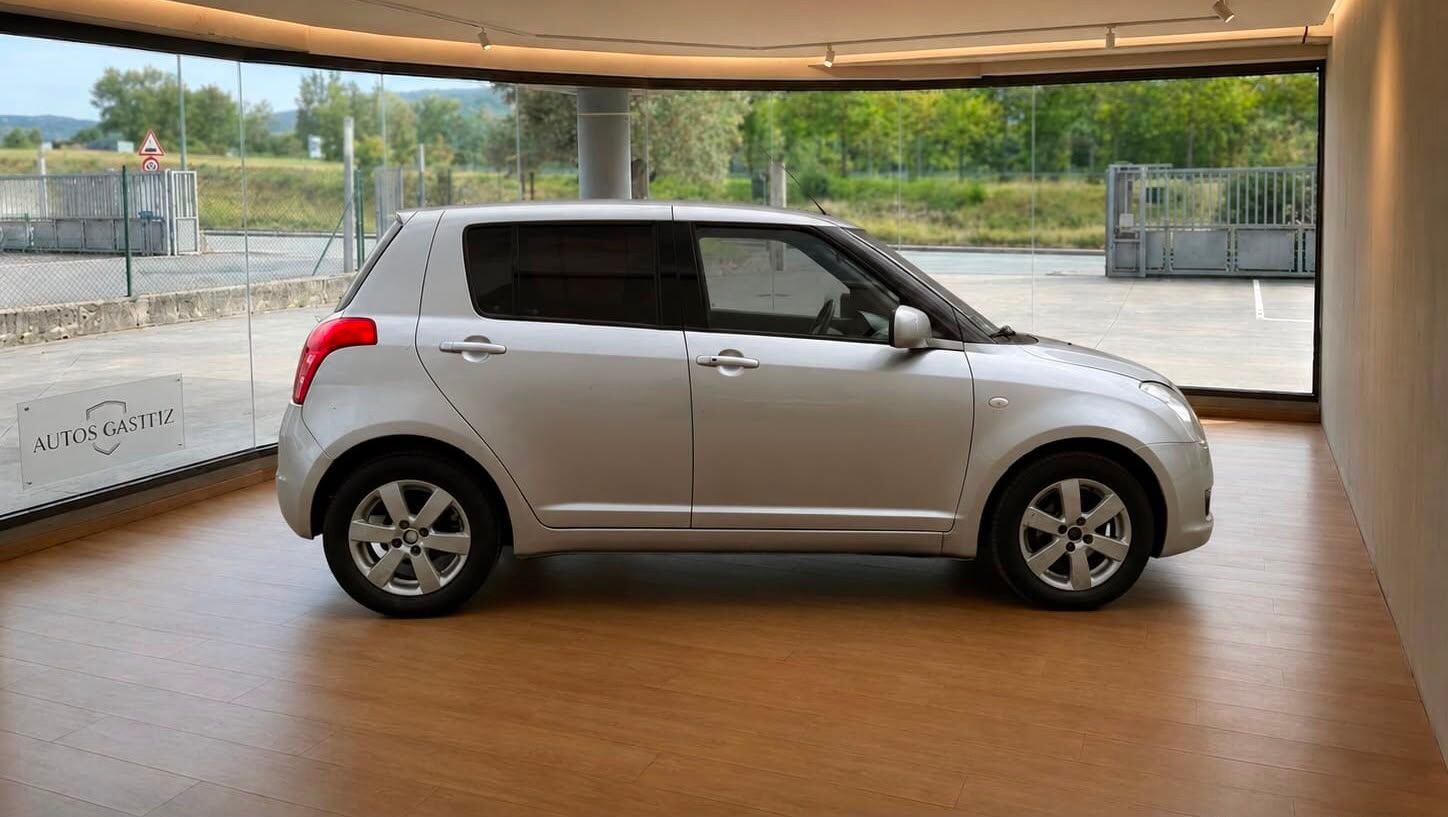 SUZUKI SWIFT 1.3DDiS