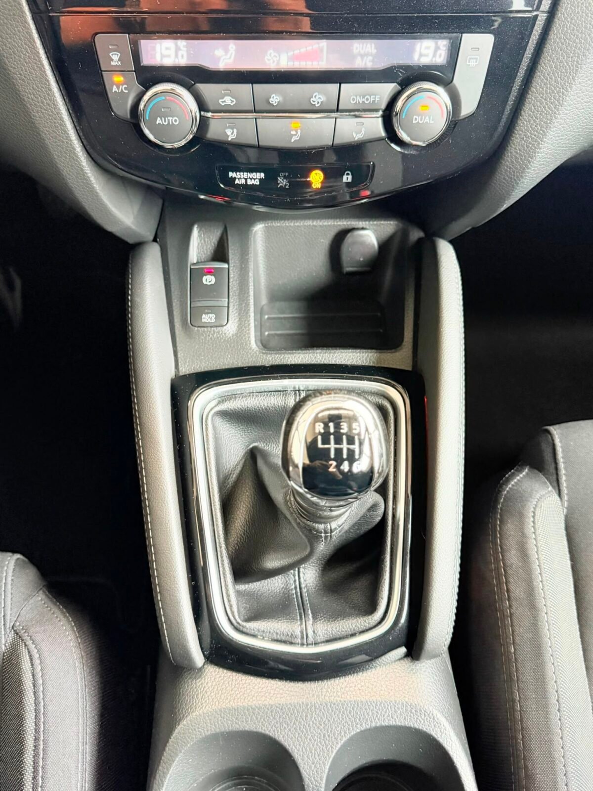 NISSAN QASHQAI 1.5DCi