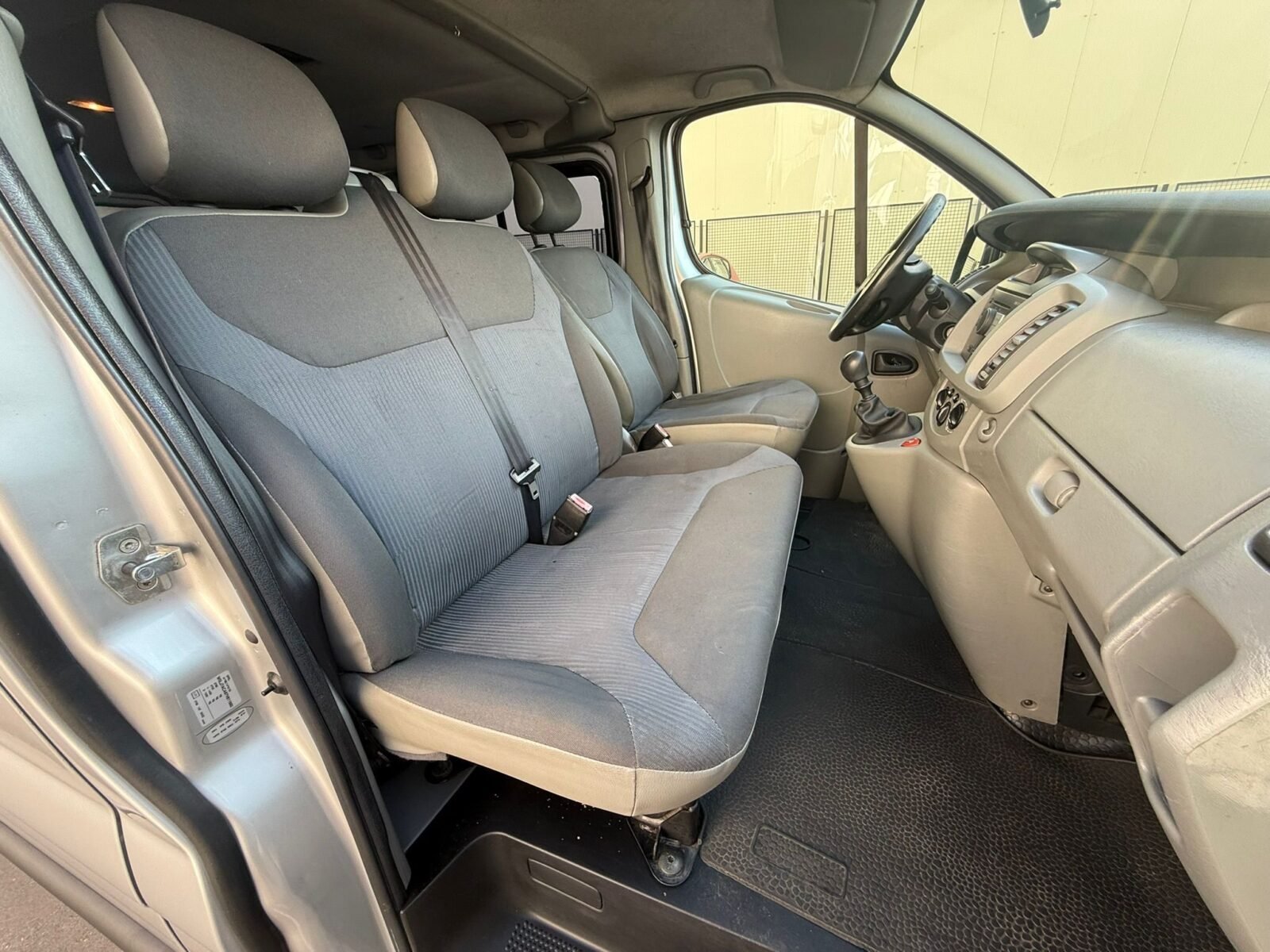OPEL VIVARO 1.9CDTI