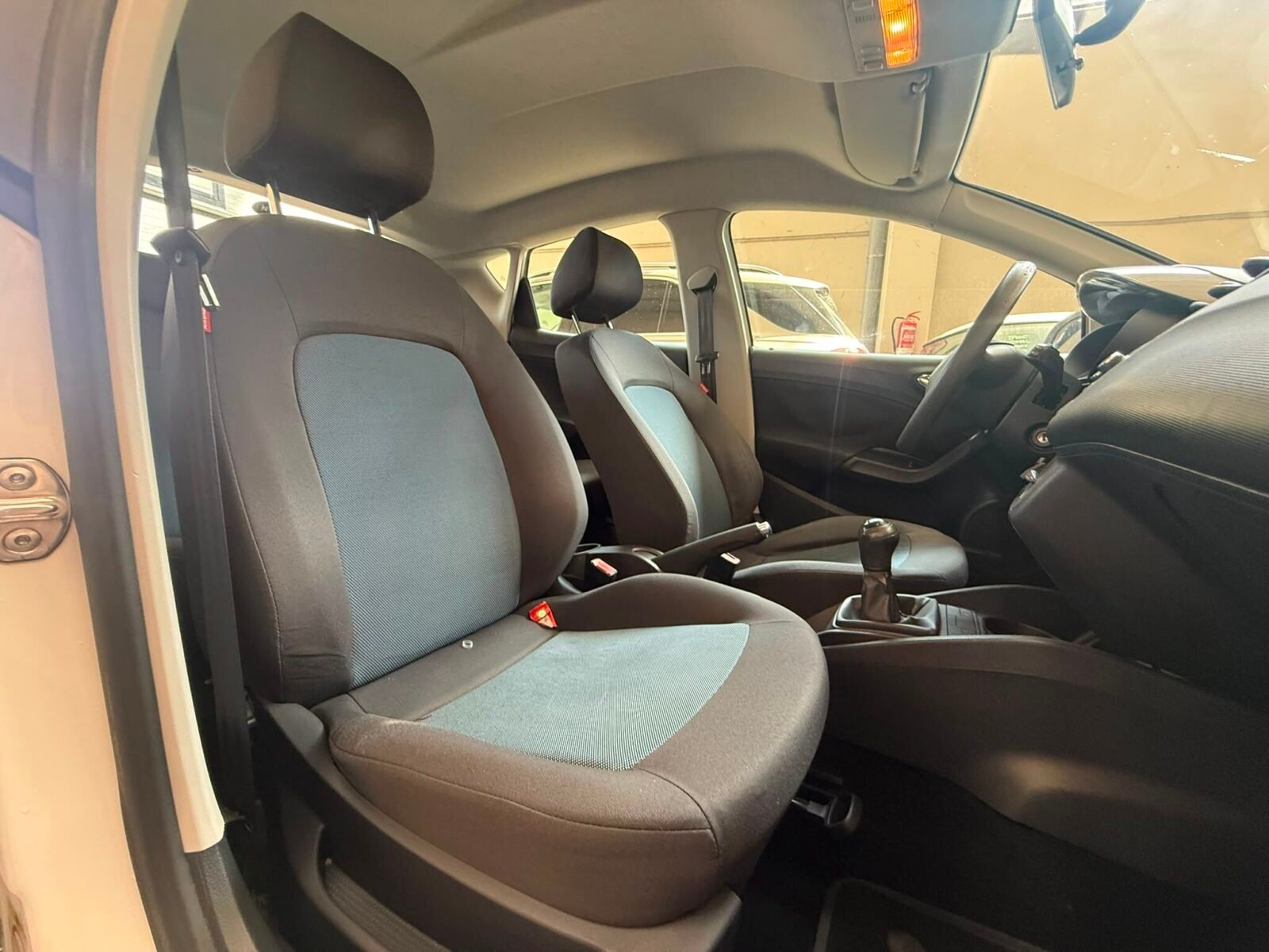 SEAT IBIZA 1.2i 12v