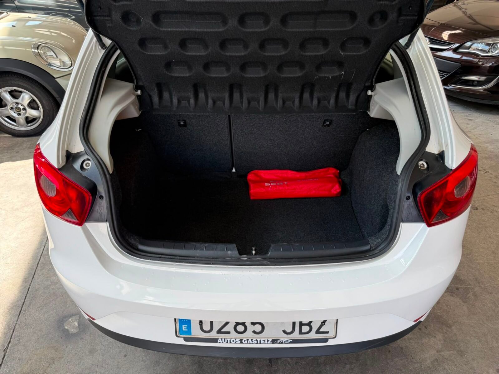 SEAT IBIZA 1.2i 12v