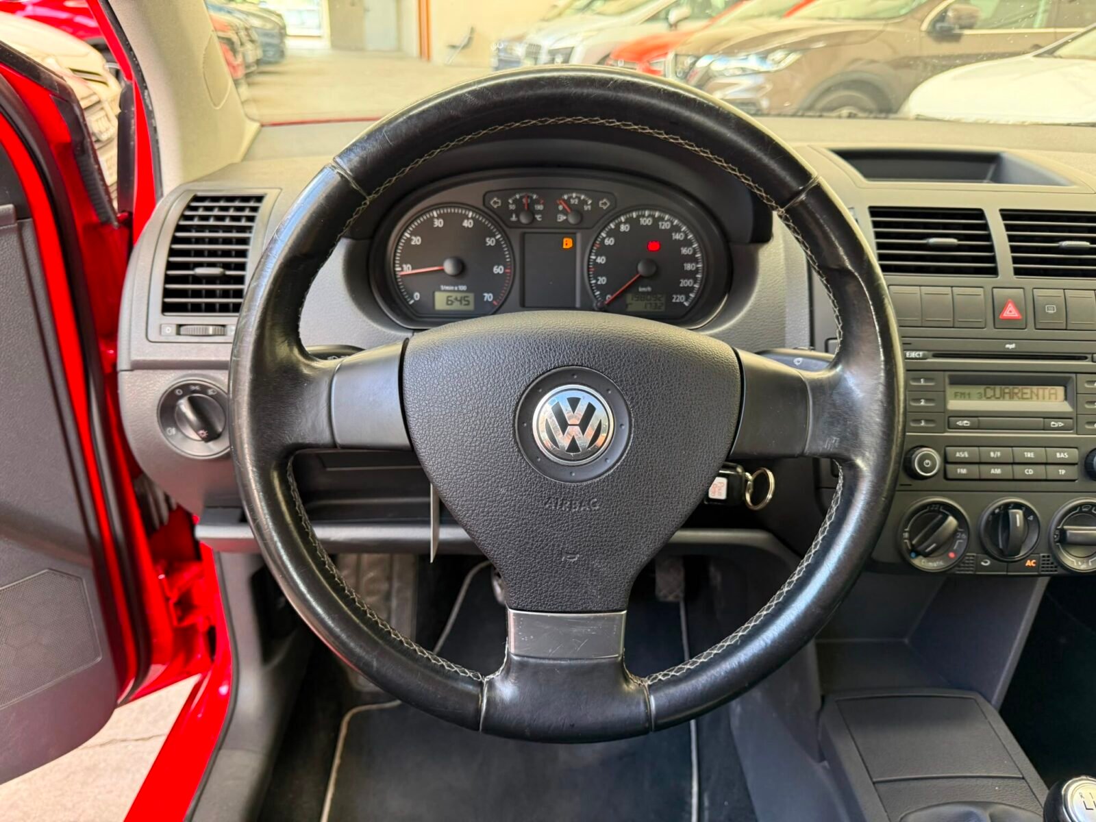 VOLKSWAGEN POLO 1.2i
