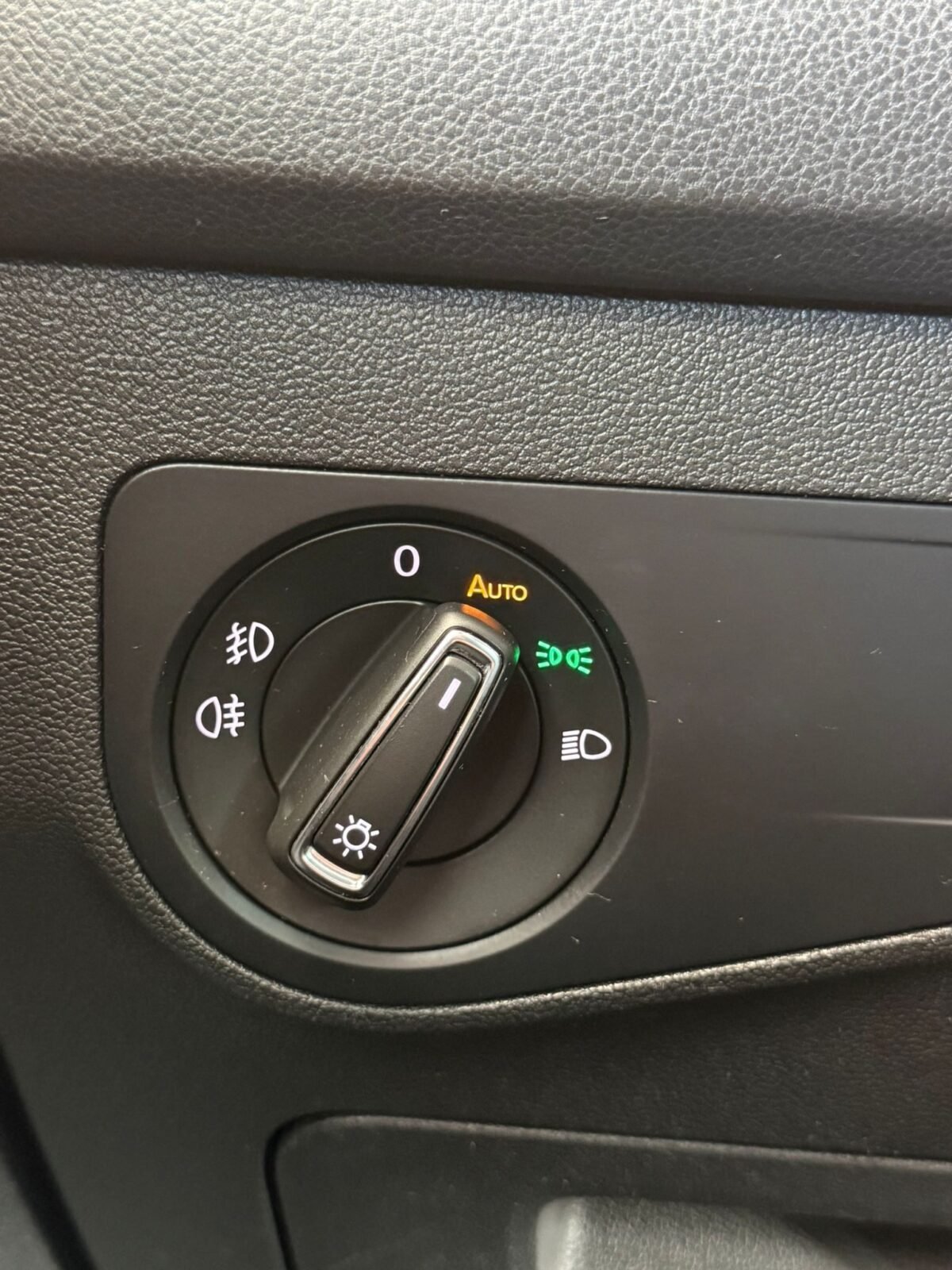 VOLKSWAGEN TIGUAN 2.0Tdi