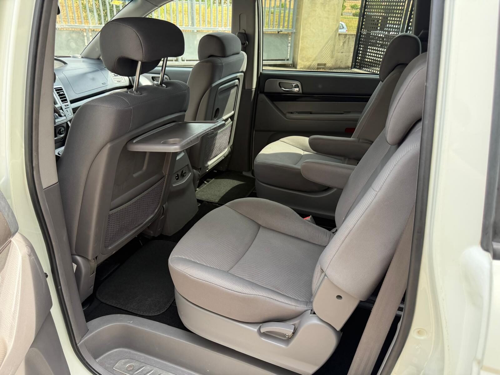 SSANGYONG RODIUS D2.2T
