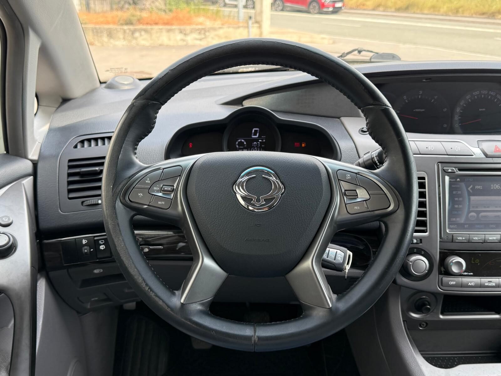 SSANGYONG RODIUS D2.2T