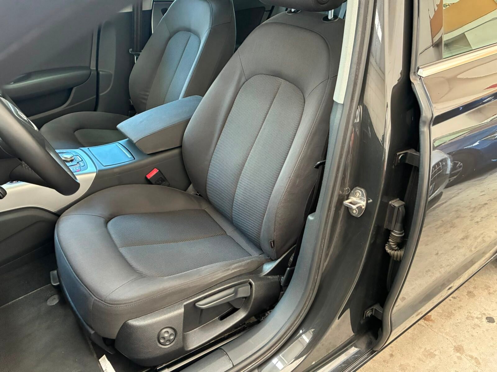 AUDI A6 AVANT 2.0 TDI