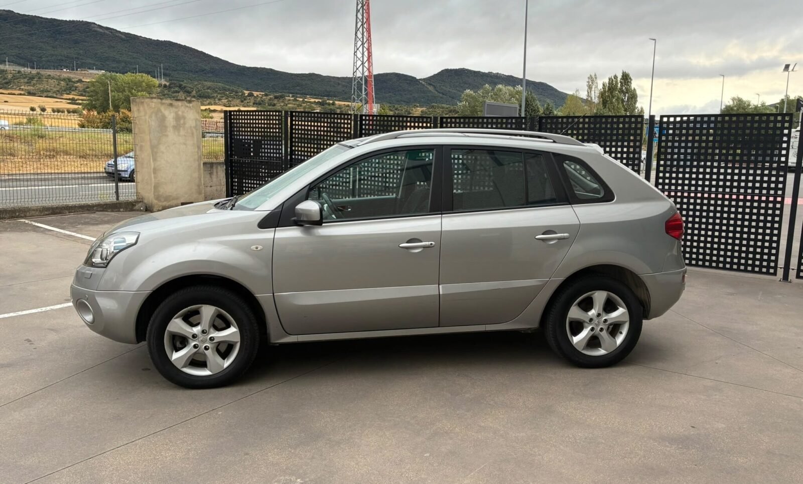 RENAULT KOLEOS 2.0DCI 4X4