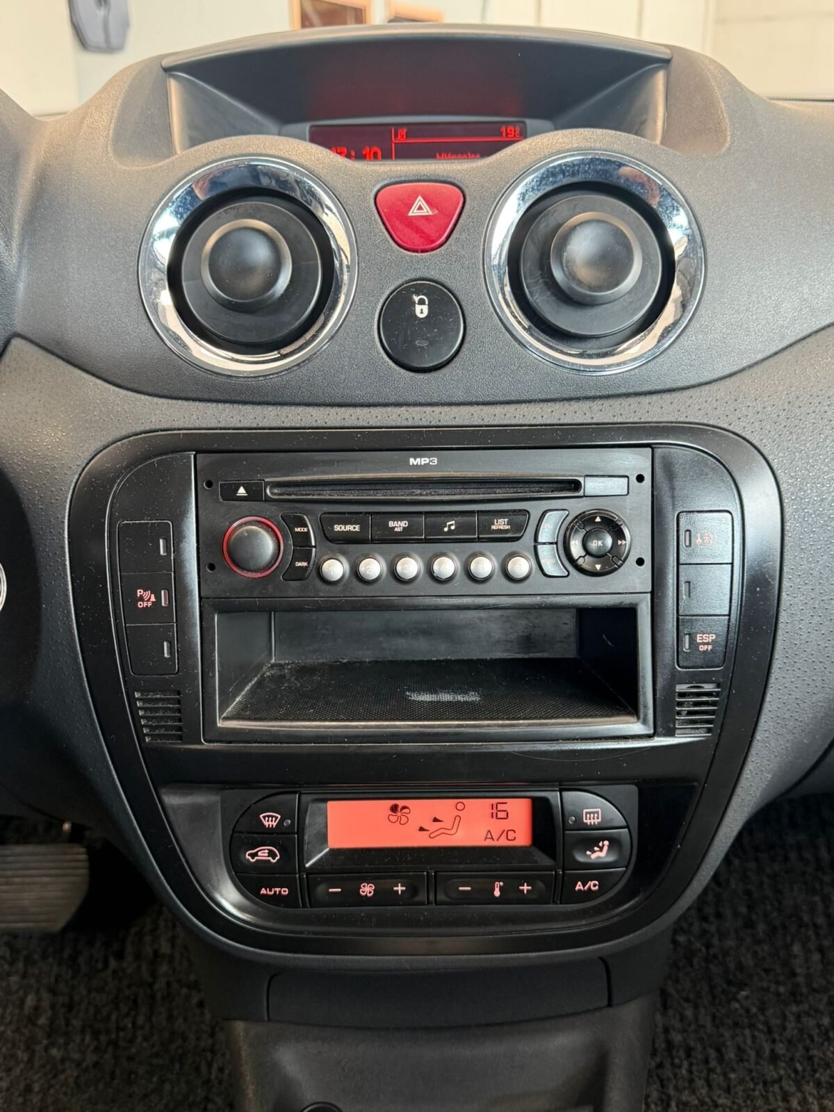 CITROEN C3 1.4 HDi SENSODRIVE