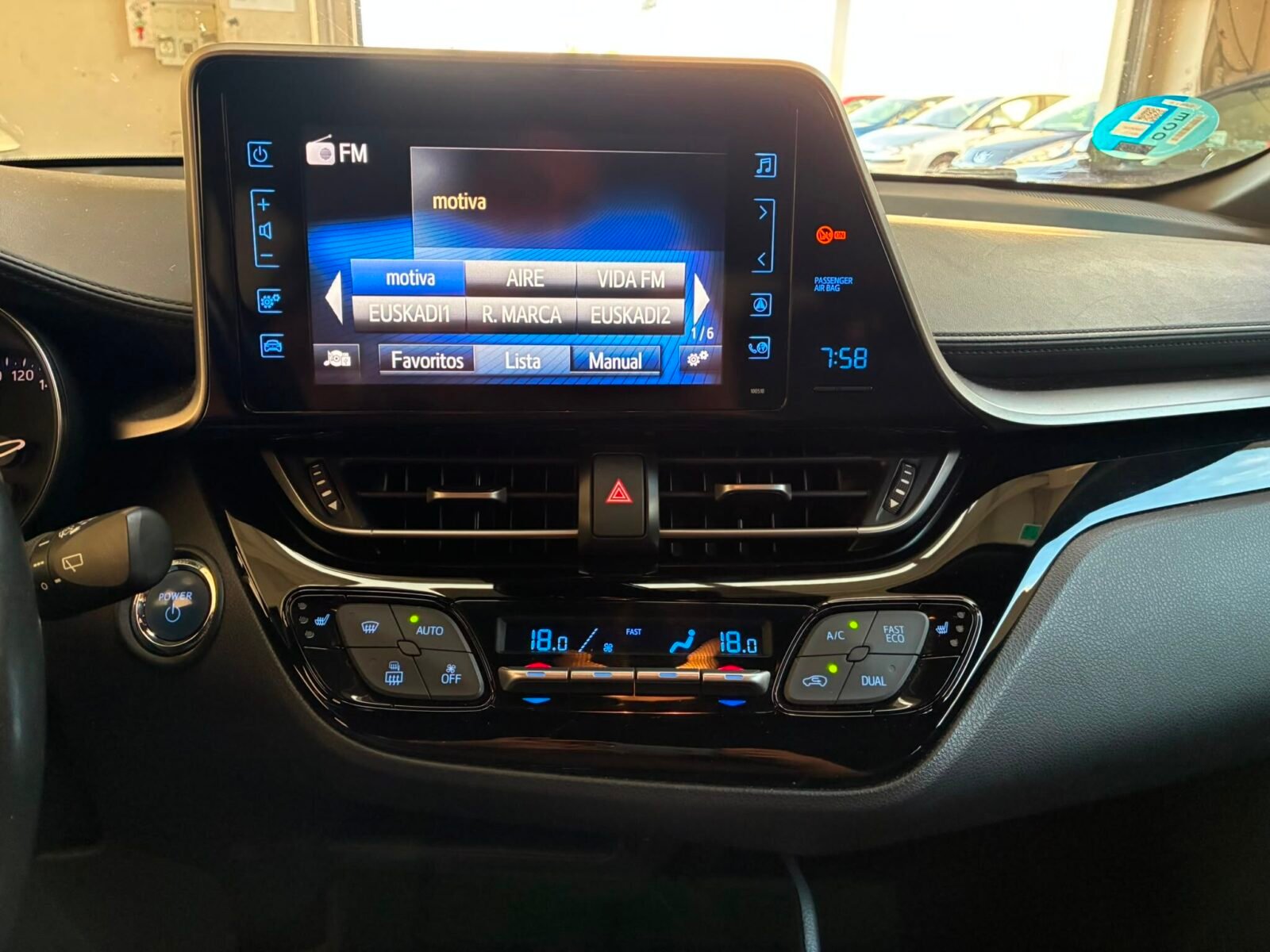 TOYOTA C-HR 1.8i Hibrido