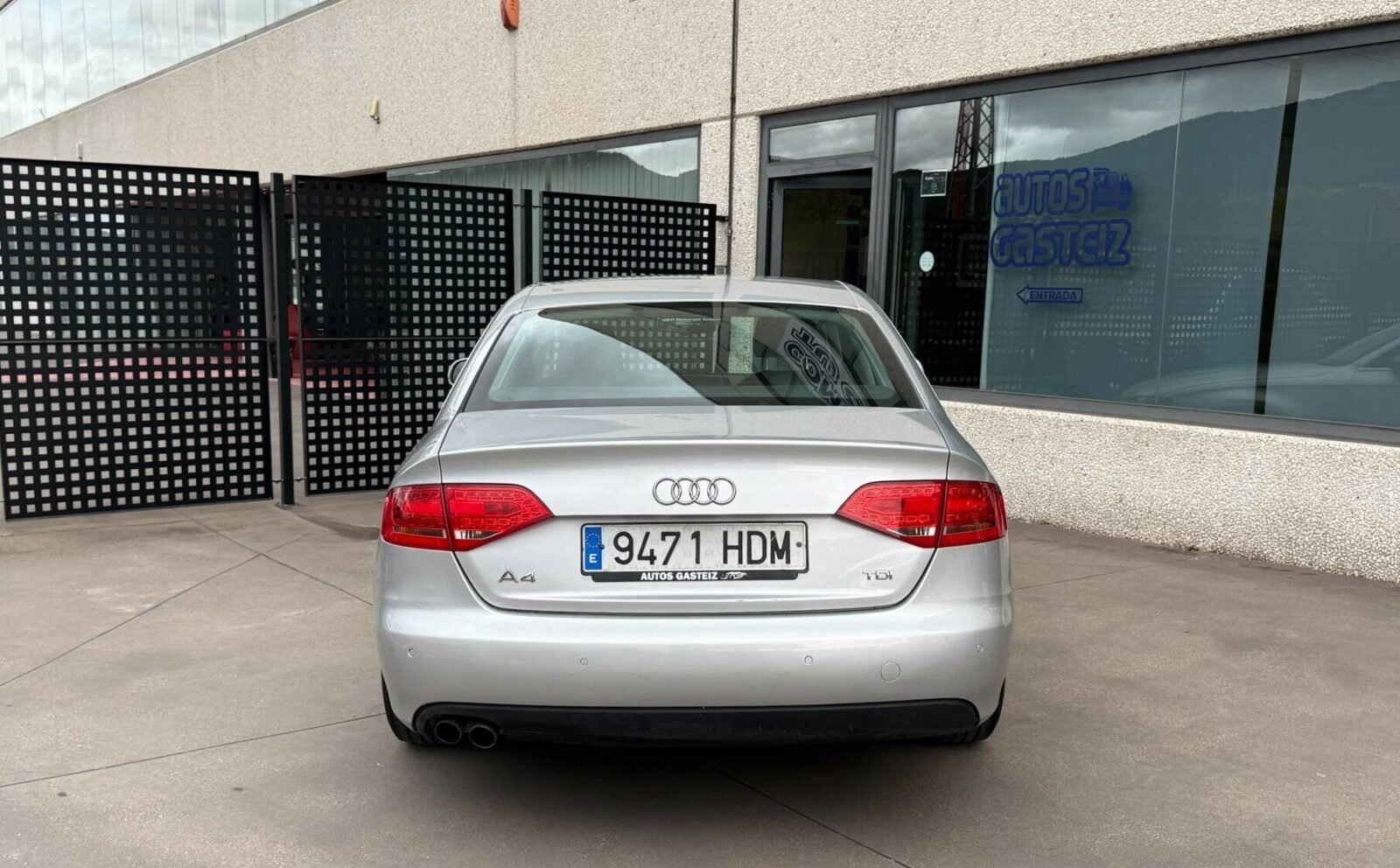 AUDI A4 2.0 TDiE
