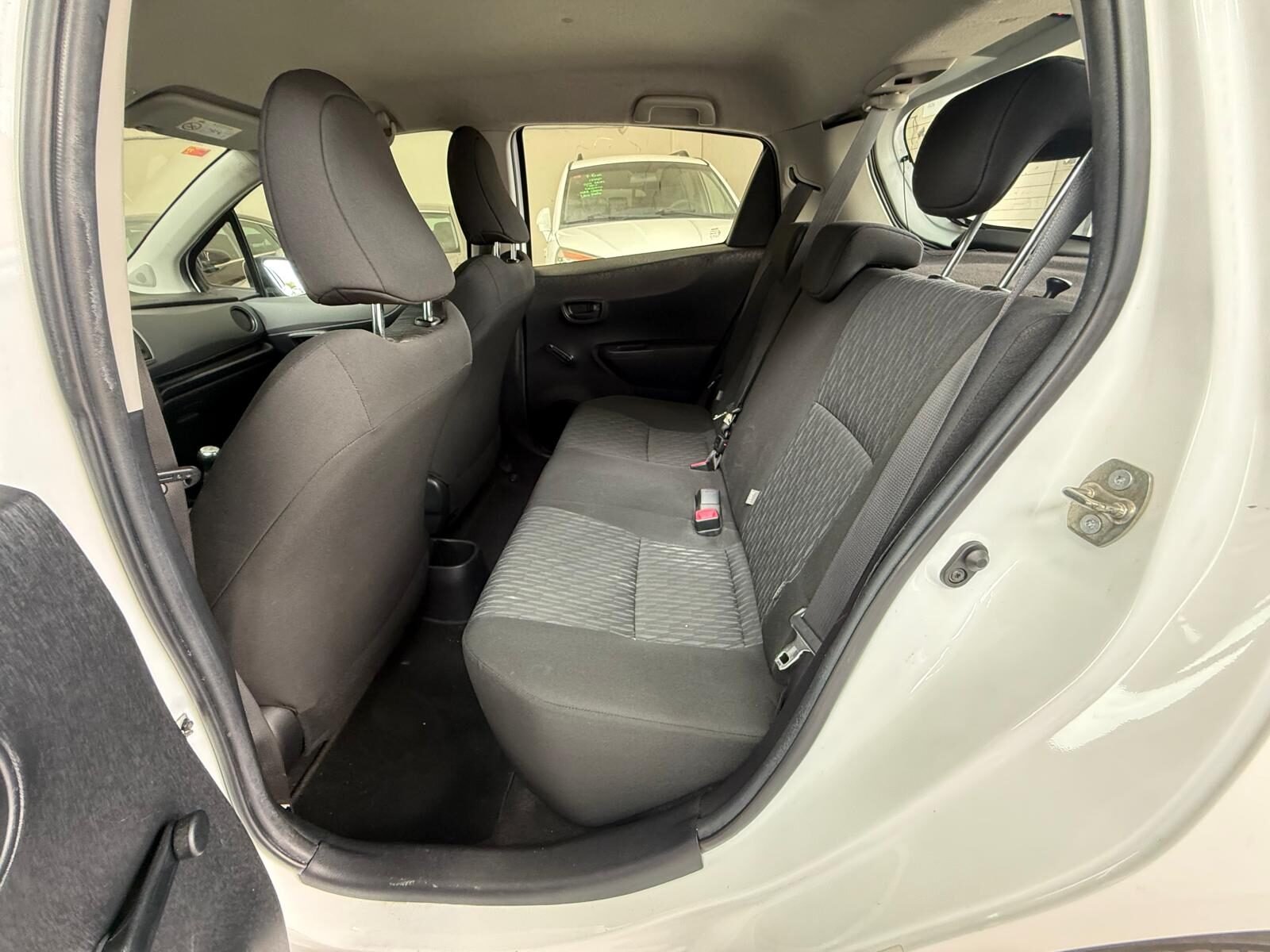 TOYOTA YARIS 1.Oi ACTIVE