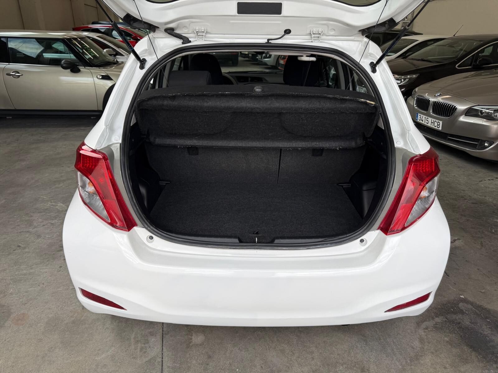 TOYOTA YARIS 1.Oi ACTIVE