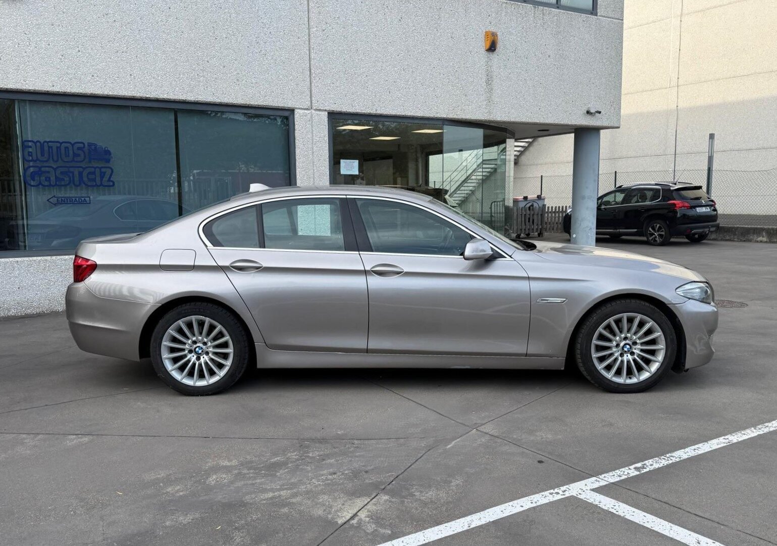 BMW Serie 5 520d 