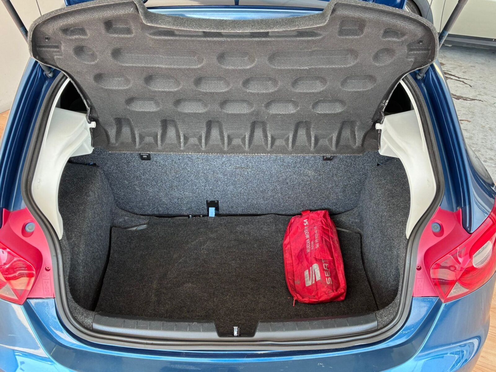 SEAT IBIZA 1.2i 12v