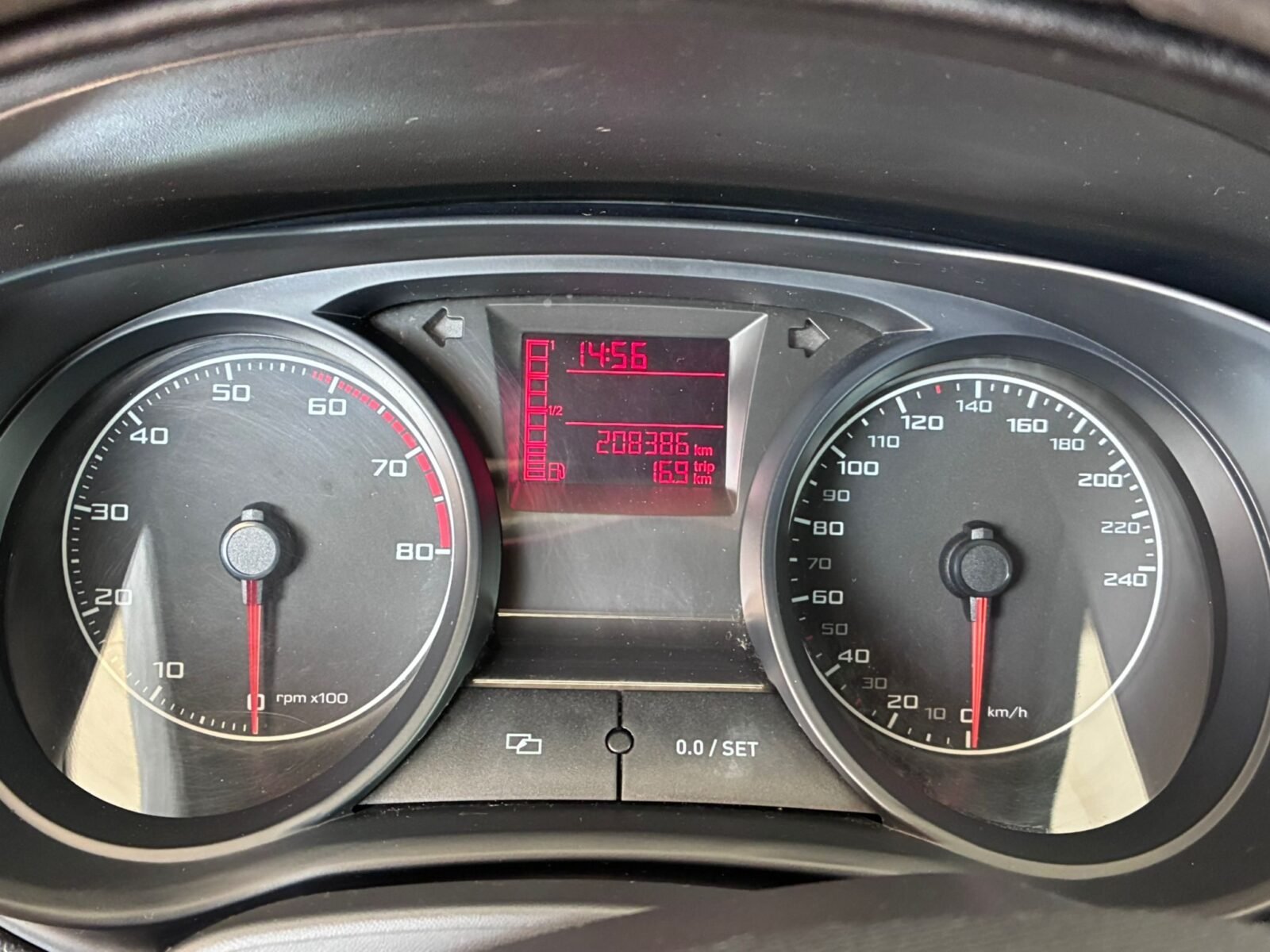 SEAT IBIZA 1.2i 12v