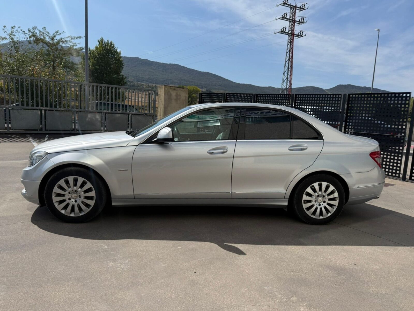 MERCEDES-BENZ CLASE C C220 CDI ELEGANCE