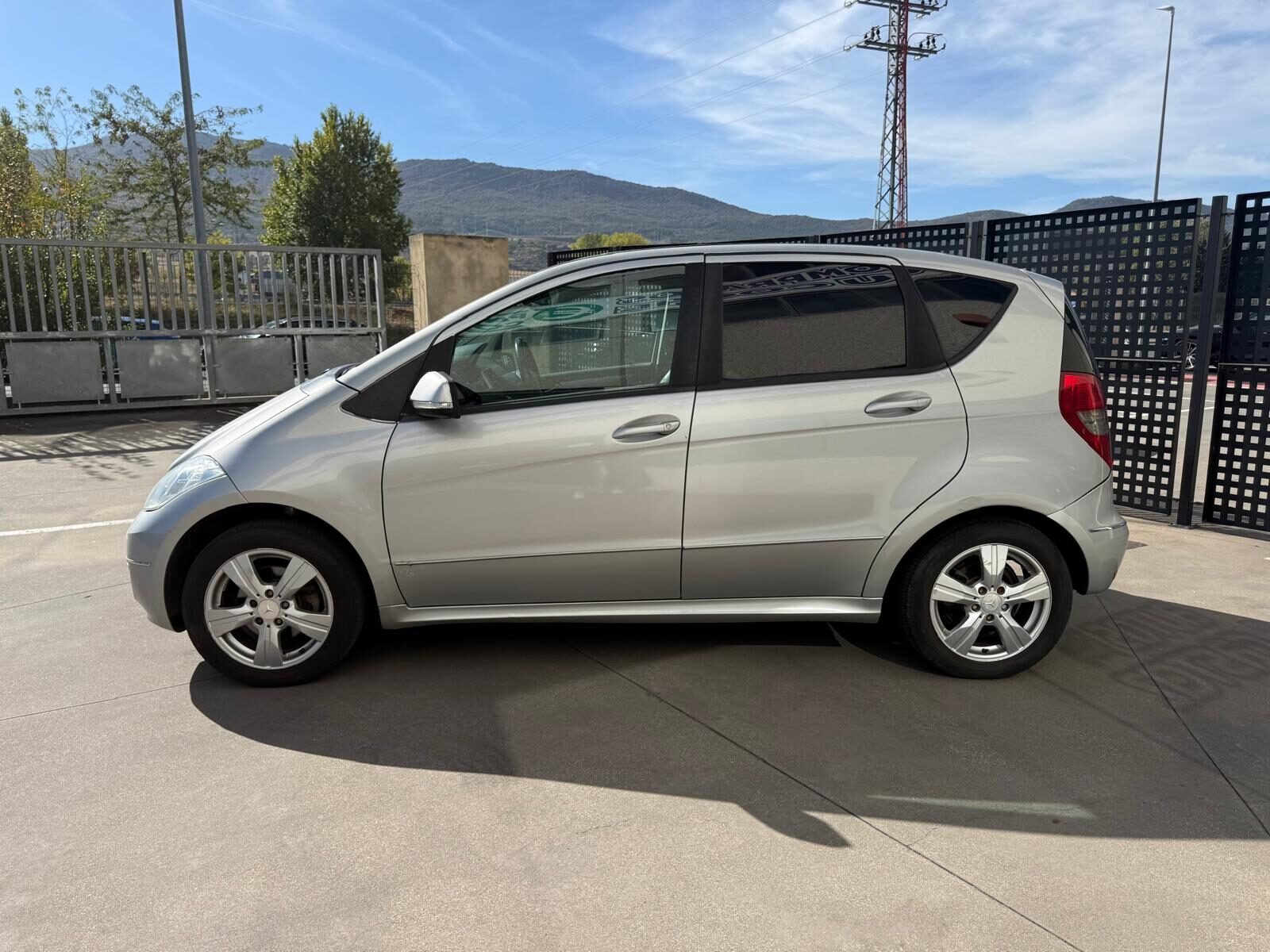 MERCEDES-BENZ CLASE A A160