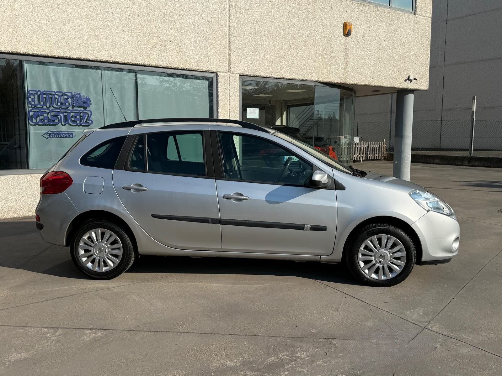 RENAULT CLIO 1.5 DCi GRAND TOUR