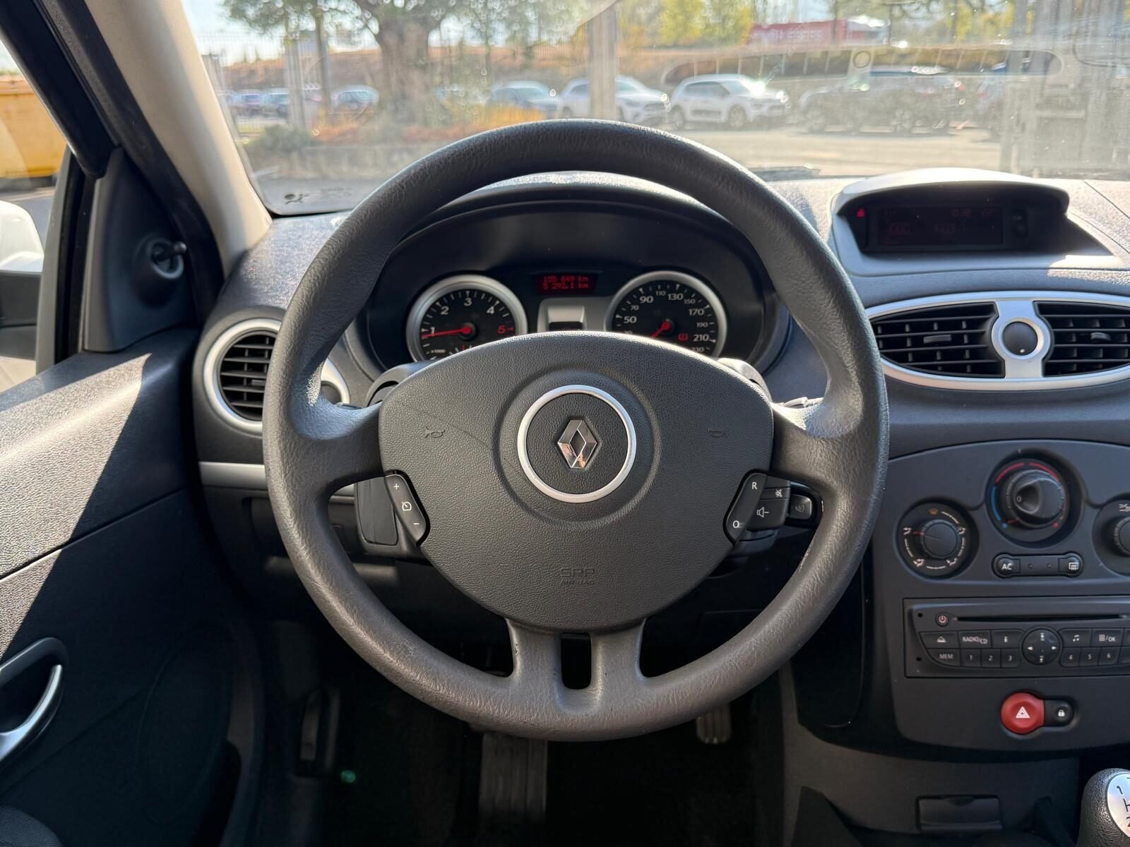 RENAULT CLIO 1.5 DCi GRAND TOUR