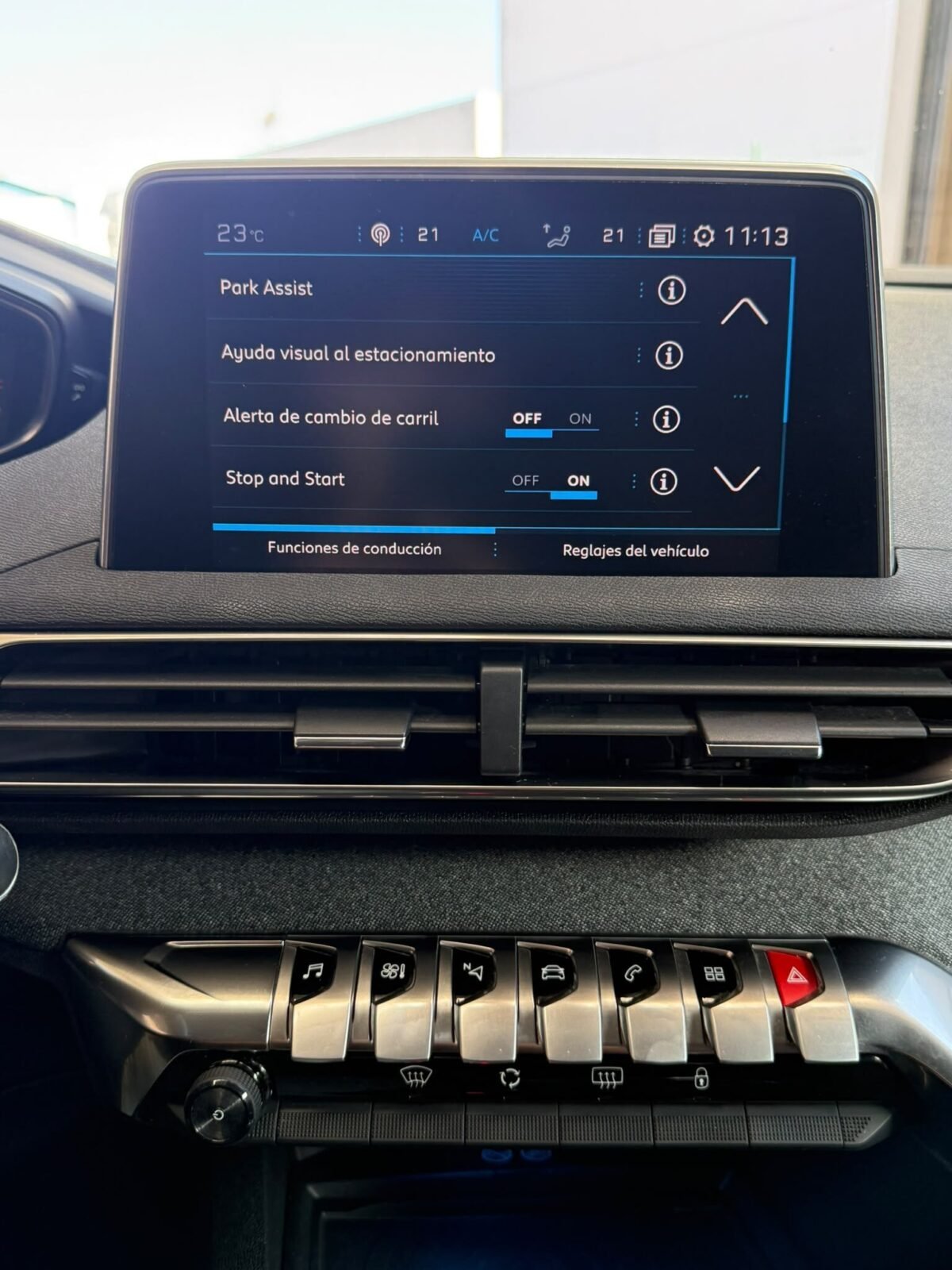 PEUGEOT 3008 1.6HDI